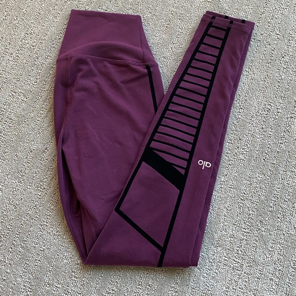 Alo legging - Purple and black motto  - XS